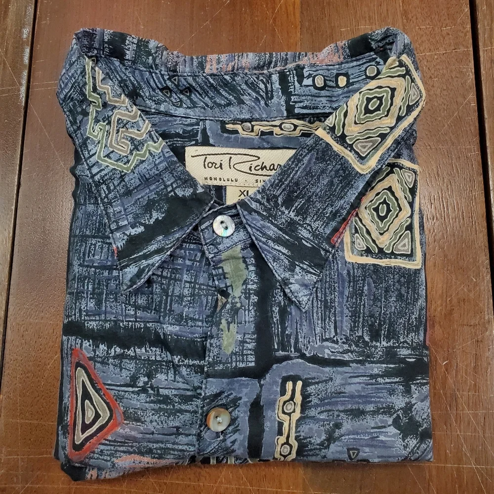 TORI RICHARD Hawaiian Shirt 100% Cotton Lawn Mens XL Honolulu Geometric Design - Picture 2 of 11